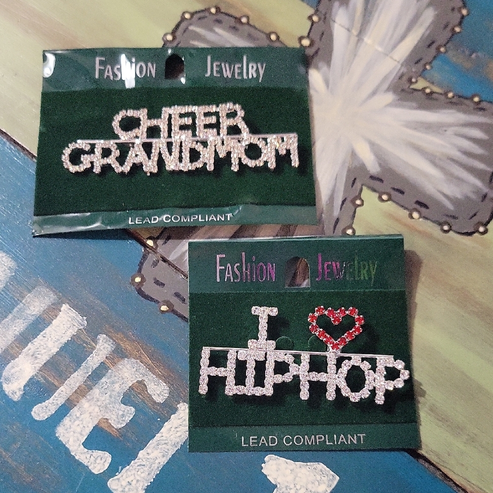Rhinestone 'Cheer Grandmom' Or 'I ♥ Hip-Hop' Brooch
